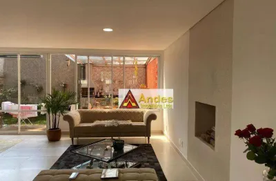 Oportunidade única sobrado 4 suítes em condomínio com lazer completo!