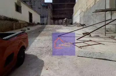 Excelente terreno comercial em localização estratégica e casa com 150 metros. ideal para estacionamento, lava rápido entre outros!