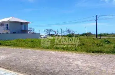 Terreno de frente para o mar, no balneário leblon, com área total medindo 487,04m2