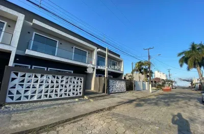 Casa com 3 quartos à venda na Praia Grande, Matinhos 