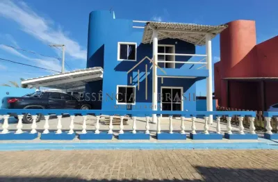 Excelente casa triplex em condomínio na praia do flamengo, em stella maris