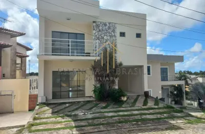Excelente casa triplex com 4 suítes em condomínio, no caji