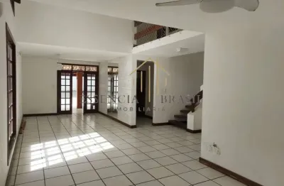 Excelente casa comercial com galpão em vilas do atlântico