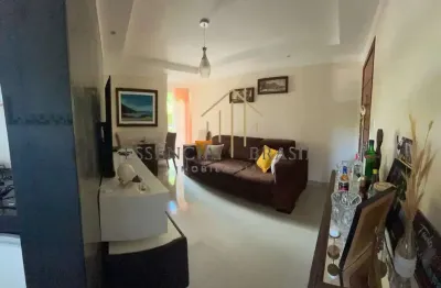 Ótimo apartamento 2 quartos com varanda em condomínio no caji