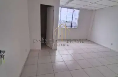 Sala comercial à venda na Rua Silvandir F Chaves, 28, Caji, Lauro de Freitas