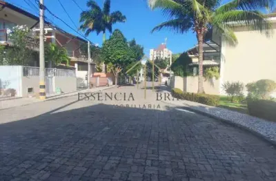 Casa em condomínio fechado com 4 quartos à venda na Rua Carlos Conceição, 3, Buraquinho, Lauro de Freitas