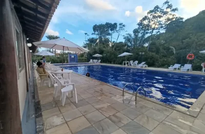 Excelente apartamento no coração de lauro de freitas