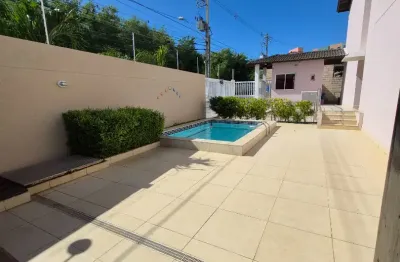 Aconchegante apartamento de 2 quartos em buraquinho, lauro de freitas