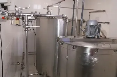 Barracão / Galpão / Depósito com 5 salas à venda no Centro, Duque de Caxias 