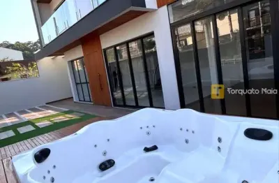 Casa com 3 quartos à venda na Rua Copacabana, 227, Floresta, Joinville