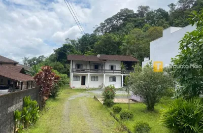 Terreno à venda na Rua São Roque, 547, Floresta, Joinville