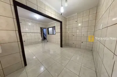 Ampla estrutura comercial com excelente distribuição de espaços e localização estratégica