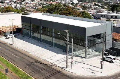 Sala de esquina com localização nobre próximo ao trevo do índio!