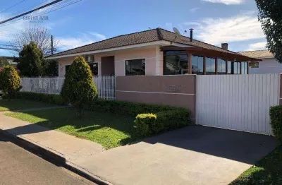 Casa de esquina à venda, 269 m² por R$ 1.200,000 - Dos Estados - Guarapuava/PR