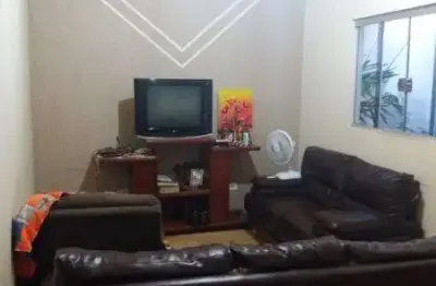 Casa para venda em presidente prudente, cecap, 4 dormitórios, 1 banheiro, 2 vagas