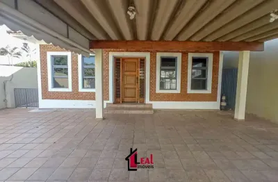 Casa para locação em presidente prudente, centro, 3 dormitórios, 1 suíte, 3 banheiros, 3 vagas