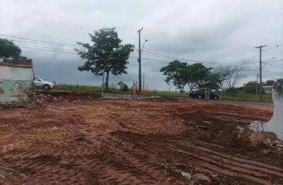 Terreno à venda no Jardim Iguaçu, Presidente Prudente 