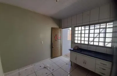 Casa para venda em presidente prudente, 3 milênio, 2 dormitórios, 1 banheiro, 2 vagas