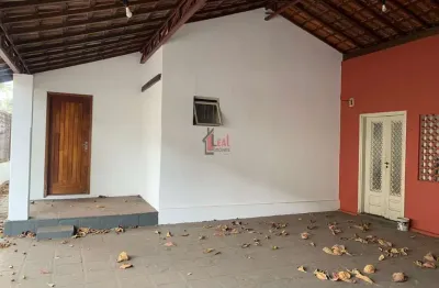 Casa para venda em presidente prudente, centro, 3 dormitórios, 2 banheiros, 4 vagas