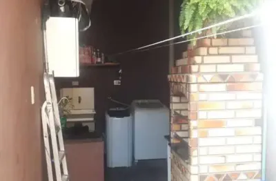 Casa para venda em presidente prudente, cobral, 2 dormitórios, 1 suíte, 2 banheiros, 1 vaga