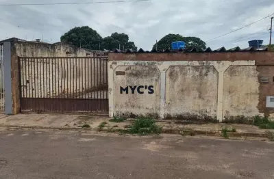 Casa com 1 quarto à venda na Avenida Alzira Brandão, 427, Parque Residencial Maria Aparecida Pedrossian, Campo Grande