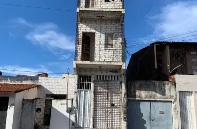 Casa à venda no Quintino Cunha, Fortaleza 