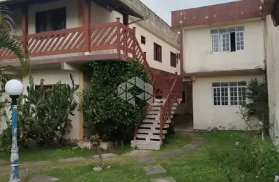 Conjunto de apartamentos e sala comercial em ingleses, florianópolis