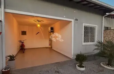 Casa com 2 quartos/ dormitórios em palhoça sc, bairro barra do aririu á venda vendas por r$ 372.000,00