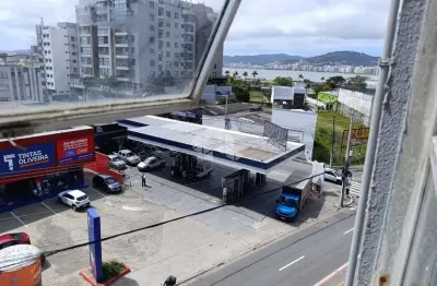 Sala comercial com vista mar a venda no bairro estreito r$ 180.000,00