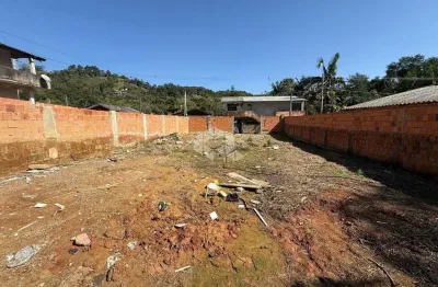 Terreno à Venda no Bairro São Sebastião, Palhoça valor de R$ 175.000