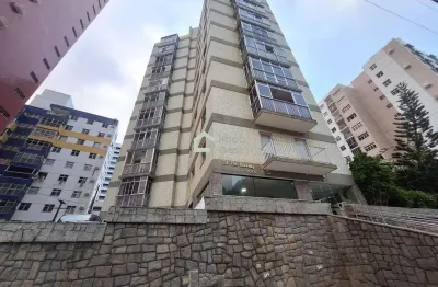 Excelente apartamento em petrópolis com 02 quartos sendo 01 suíte!