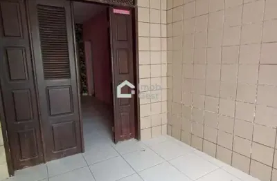 Casa com 2 quartos à venda na Rua Presidente Quaresma, 1360, Lagoa Seca, Natal