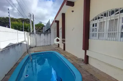 Casa com 4 quartos à venda na Rua Ricardo Cruz, 1836, Lagoa Nova, Natal