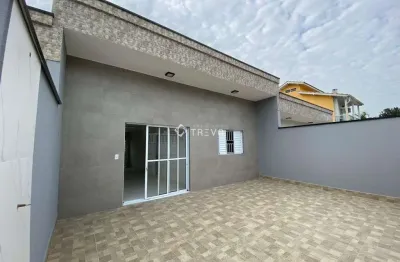 Casa à venda com 2 quartos, 2 banheiros, 2 vagas e 64,80m² por r$ 530.000