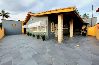 Casa com 2 quartos à venda na Rua José Alexandre de Moura Negrini, 19, Vista Linda, Bertioga