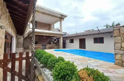 Casa à venda 4 domitórios, 3 banheiros, 7 vagas, 381 m² por r$ 1.500.000,00