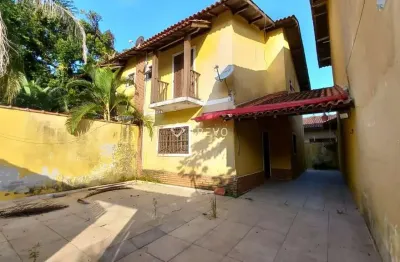 Casa à venda 3 domitórios, 3 banheiros, 3 vagas, 145 m² por r$ 980.000,00