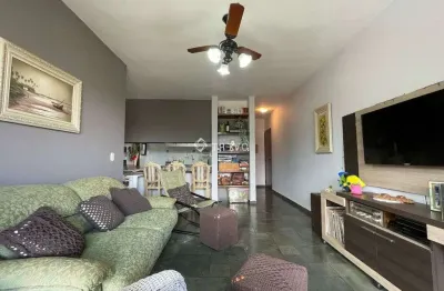 Apartamento à venda 2 dorm, 2 wc, 1 vaga a 200 metros da praia em bertioga/sp