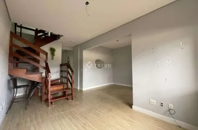 Apartamento duplex à venda com 2 dorm, 2 wc e 2 vagas em bertioga/sp