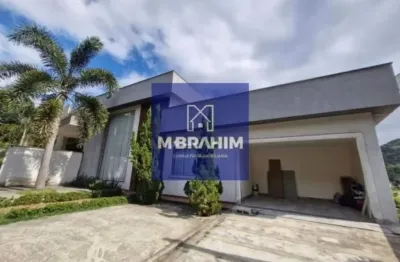 Casa de 4 quartos com piscina e área gourmet em condomínio de luxo Rio da Prata Cpo. Grande RJ