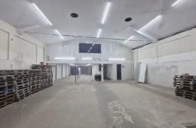 Galpão de 500m² com escritório completo – localização estratégica centro de campo grande, rj