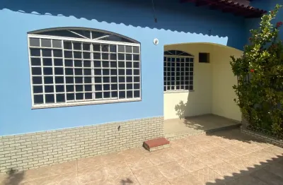 Casa 1 quarto na r. dom silvério - 10 min do centro de campo grande, á pé