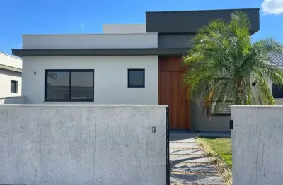 Excelente casa com 2 dormitórios sendo 1 suíte em palhoça, sc