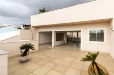 Casa em condomínio fechado com 3 quartos para alugar na Estrada Cachamorra, Campo Grande, Rio de Janeiro