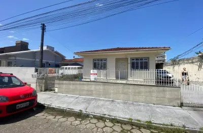 Atenção investidores! 2 casas no mesmo terreno. 2 e 3 quartos na ponte do imaruim, palhoça, sc