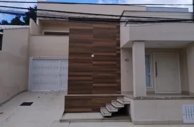 Casa em condomínio fechado para alugar na estrada cachamorra, campo grande, rj.