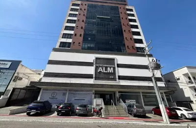 Venda. sala comercial prox. ao shopping via catarina no coração do pagani. palhoça.sc