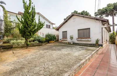 Alto potencial de investimento! casa ampla (396m²) no coração de curitiba – são francisco/mercês!