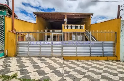 Sobrado a venda no bairro Três Montanhas, Osasco, 225m² área útil, 3 quartos, 1 suíte, 4 vagas