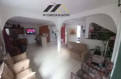 Casa 182 m²- 4 quartos(1 suíte)/ churasq./ 4 vagas/ canil - capoeiras - florianópolis - sc